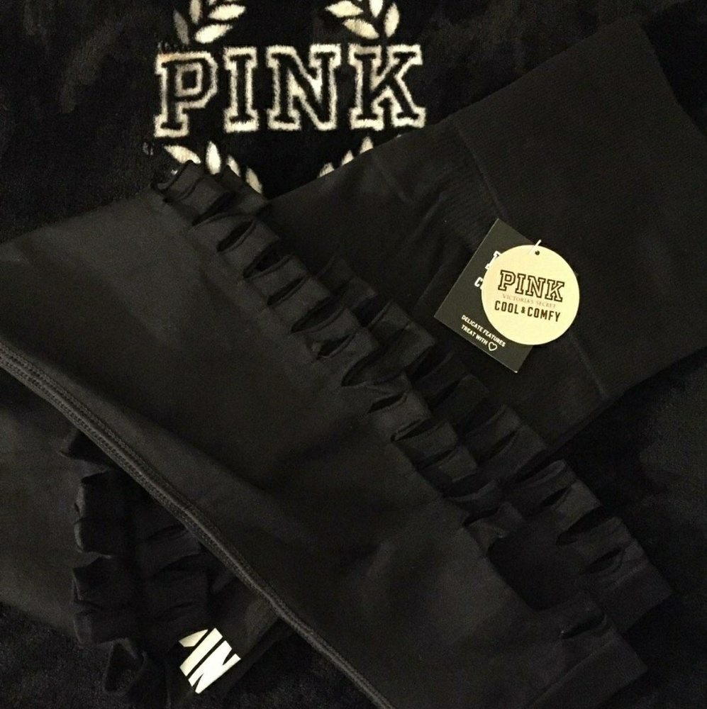 VSPINK leggings